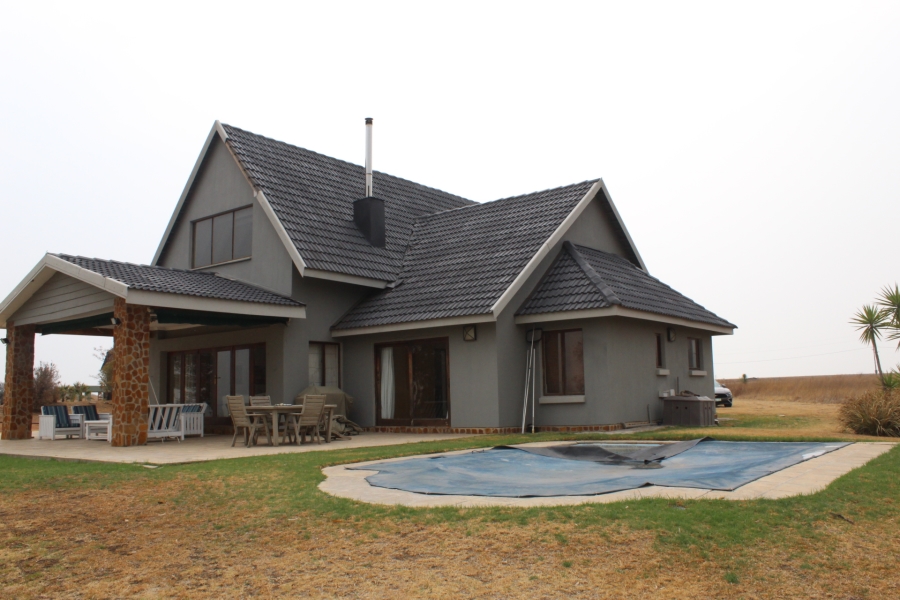 4 Bedroom Property for Sale in Metsimaholo Free State